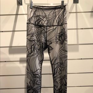 Beyond Yoga full length leggings